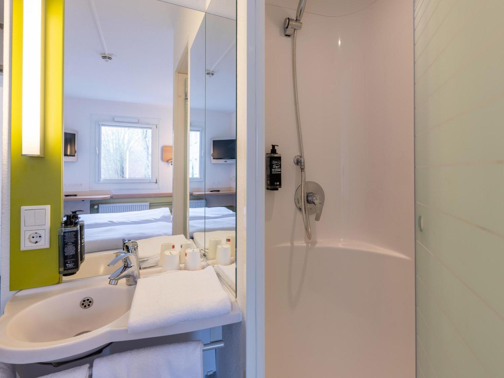 B&B Hotel Mainz-Sued Экстерьер фото